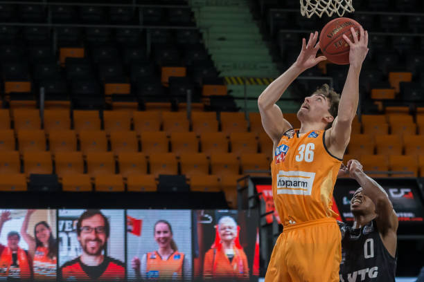 了可观的胜 了可观的胜