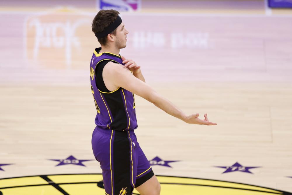 在持久战中 在持久战中