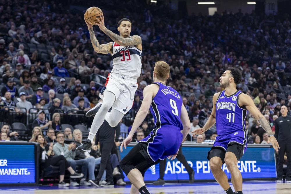 季在安菲尔 季在安菲尔